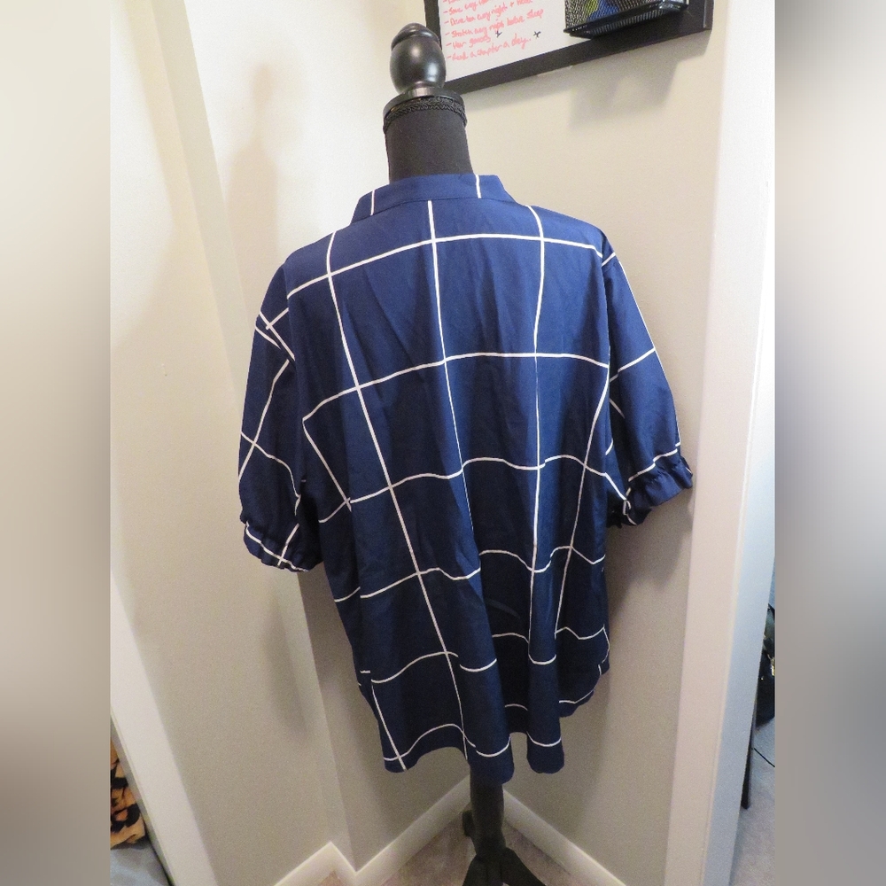 Window Pane Blouse - Picture 4 of 5